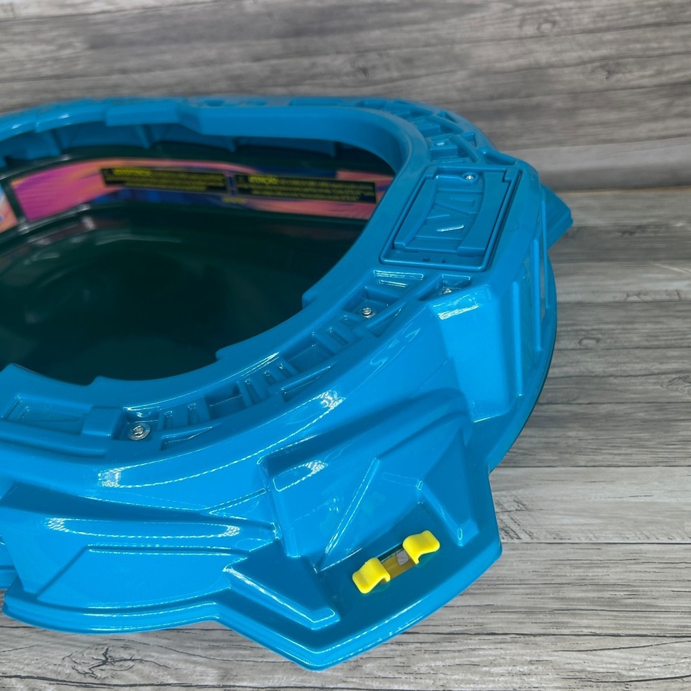 Hasbro Beyblade Burst Quad Strike Battle Arena Stadium NO LEGS - Picture 2 of 7